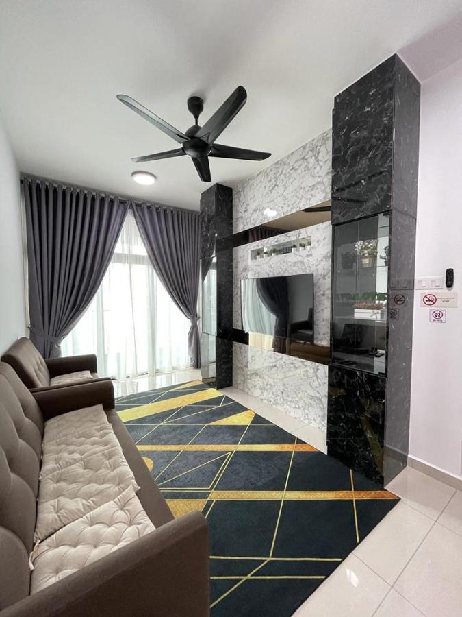 Legasi Kampung Baru Guest House By Rumahrehat Kuala Lumpur Exterior foto